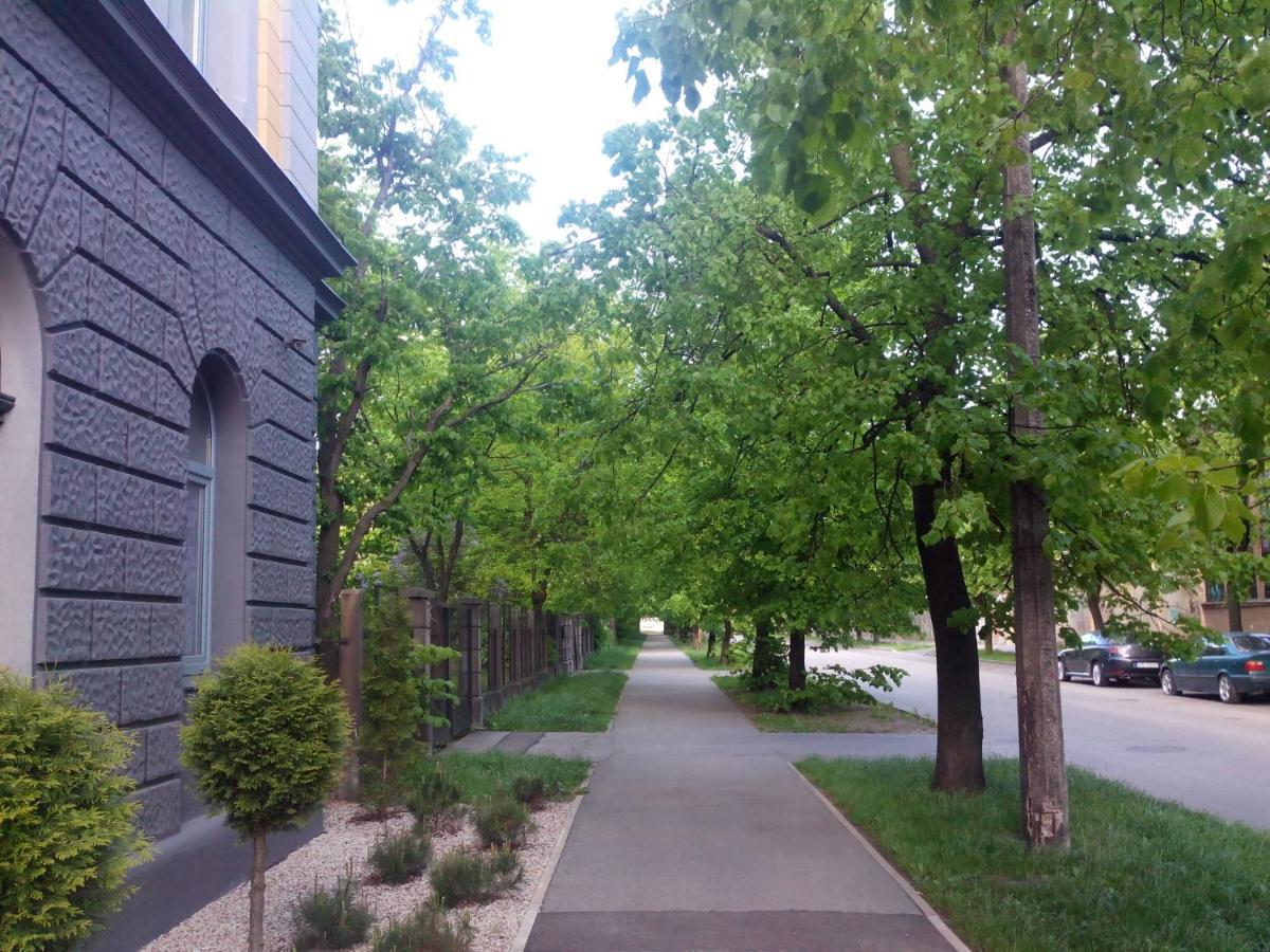 Premium Class Apartment, Free Parking, Maximum 5 Guests, 2 Bedrooms, 3 Beds Riga Exterior photo